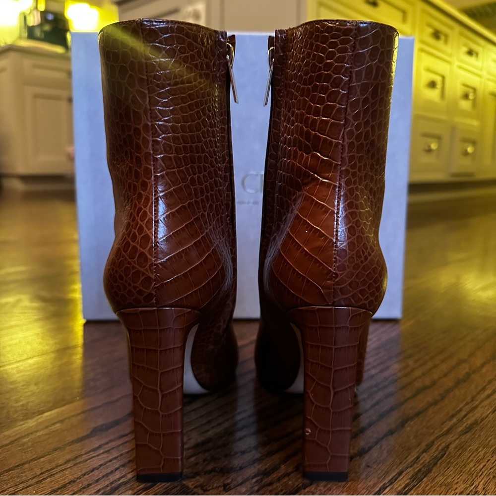 ❌SOLD❌ Jimmy Choo Brown Tan Croc Embossed Heeled Boots size 36.5 - Picture 6 of 15
